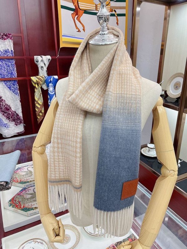 春もの新作ロエベ 勾配 チェック スカーフ スーパーコピー (カシミヤ) lor62732 - 画像 (9)