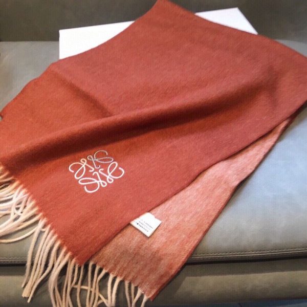 日本未入荷ロエベ バイカラー スカーフ 偽物(ウール&カシミヤ) loa01676 - 画像 (4)