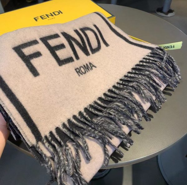 超話題!フェンディ マフラー 偽物 スカーフ ウール インターシャ タッセル fen37688 - 画像 (3)