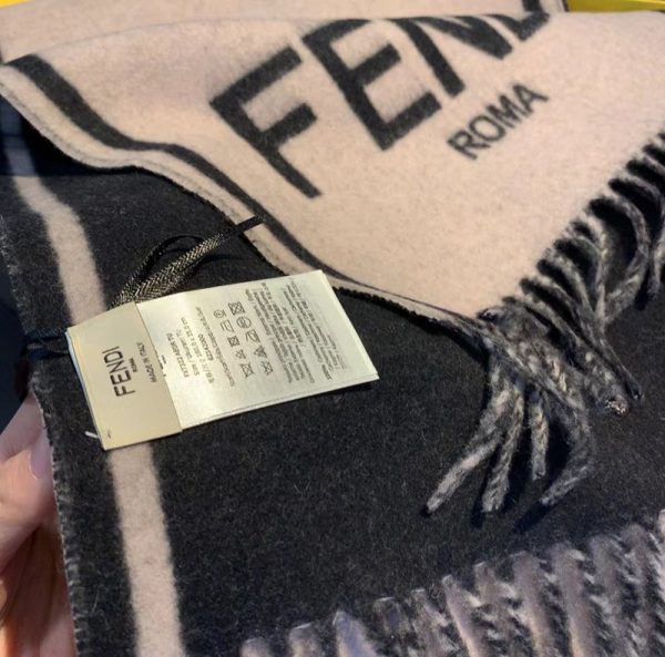 超話題!フェンディ マフラー 偽物 スカーフ ウール インターシャ タッセル fen37688 - 画像 (5)