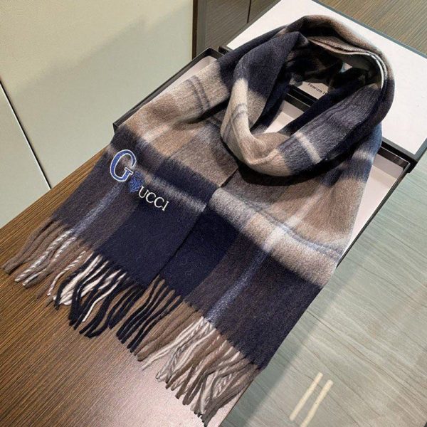 ★日本!!人気！グッチ チェック カシミヤ スカーフ コピー gue45507 - 画像 (5)