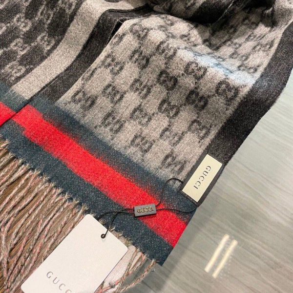 稀少 グッチ 男女OK!GGマーク 偽物 ストライプ ウールマフラー guj63696 - 画像 (5)