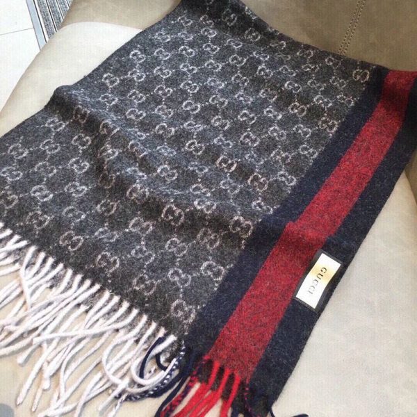 人気急上昇 グッチ GGジャカード 偽物 ウール スカーフ gue84221 - 画像 (3)