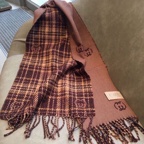 争奪戦 グッチ チェック カシミヤ スカーフ gue81533 - 画像 (6)