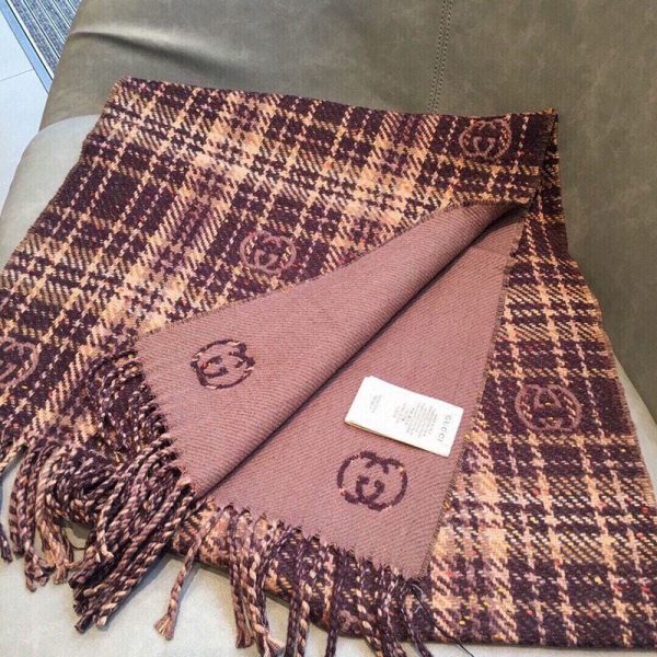 争奪戦 グッチ チェック カシミヤ スカーフ gue81533 - 画像 (5)