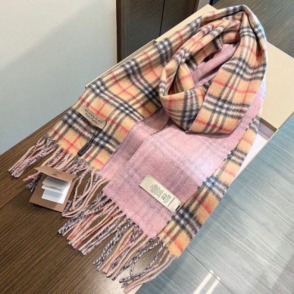 可愛いバーバリー 偽物 リバーシブル チェック カシミアスカーフ Baz43813 - 画像 (4)