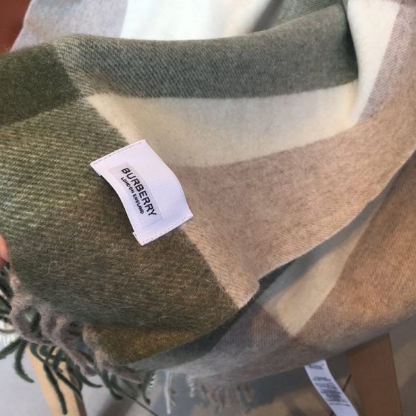 定番バーバリー クラシック カシミヤ チェック マフラー コピー Bax05884 - 画像 (4)