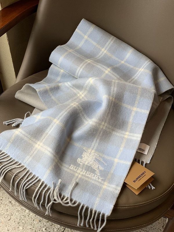 完売必至バーバリー クラシック カシミヤ チェック マフラー 偽物 Bap77862 - 画像 (6)