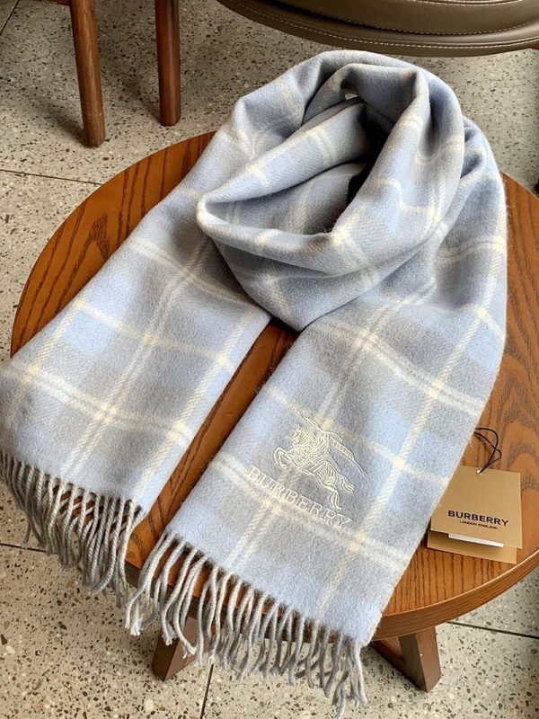 完売必至バーバリー クラシック カシミヤ チェック マフラー 偽物 Bap77862 - 画像 (7)