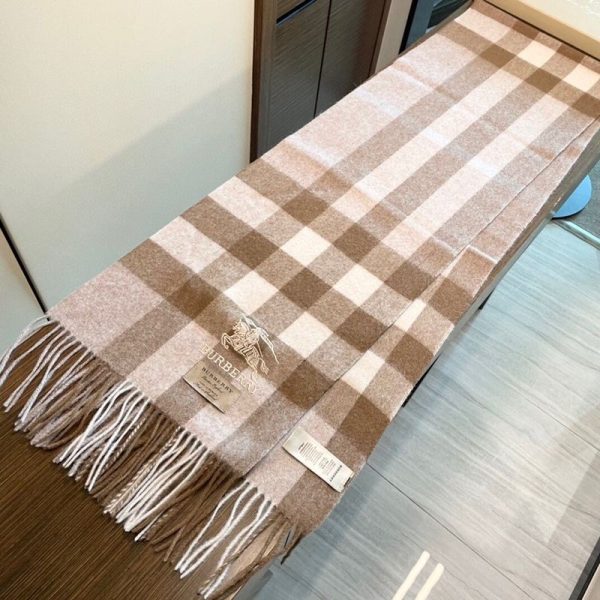 【日本未発売】バーバリー コピー クラシック カシミヤ チェック マフラー Bad06108 - 画像 (6)