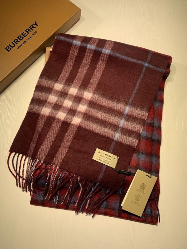 【日本未発売】バーバリー 偽物 リバーシブル チェック カシミアスカーフ Bax26507 - 画像 (3)