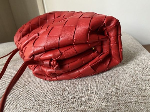 大人気！ボッテガヴェネタ コピー ミニ ザポーチ レザー製ミニクラッチバッグ bok61869 - 画像 (4)