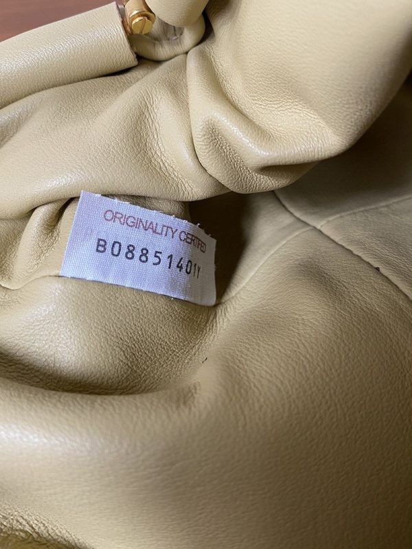 ★日本!!人気！ボッテガヴェネタ ミニ ザポーチ 偽物 レザー製ミニクラッチバッグ boc98541 - 画像 (5)