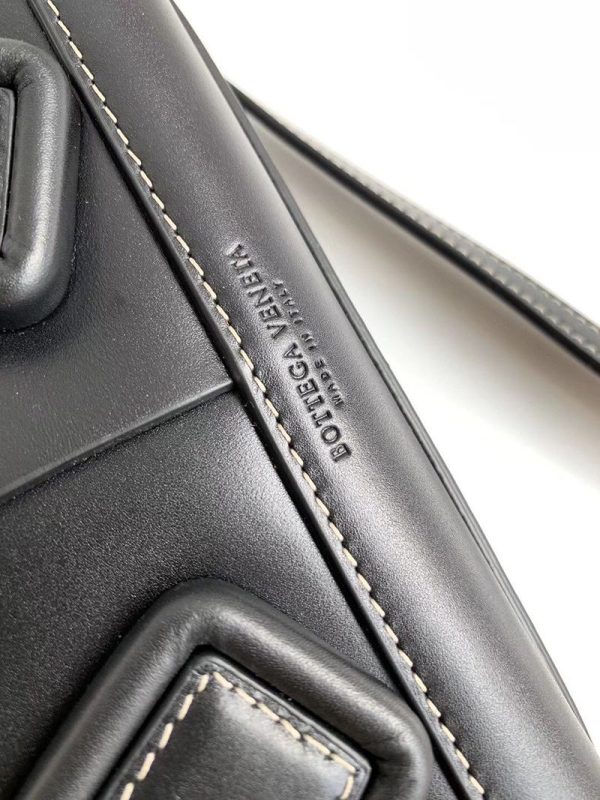 完売必至ボッテガヴェネタ ザアルコ 偽物 トップハンドルミニバッグ bor56233 - 画像 (7)