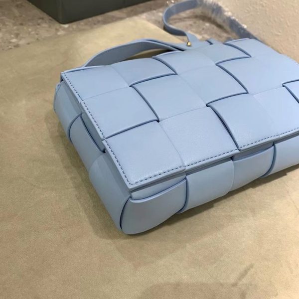 世界中で大人気♪ボッテガヴェネタ コピー カセット クロスボディバッグ bot82945 - 画像 (5)