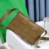 累積売上総額第１位！ボッテガヴェネタ 偽物 カセット クロスボディバッグ boz09160 - 画像 (3)