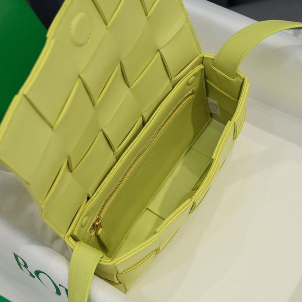 《大人気》ボッテガヴェネタ コピー カセット クロスボディバッグ boa63877 - 画像 (8)
