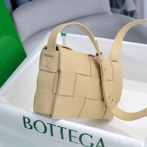 入手困難ボッテガヴェネタ カセット コピー クロスボディバッグ boa55057 - 画像 (2)