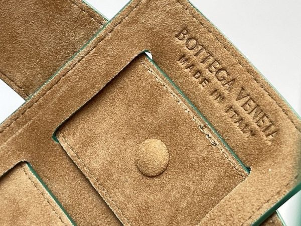 入手困難ボッテガヴェネタ 偽物 シェル ミディアムトートバッグ boe30660 - 画像 (6)