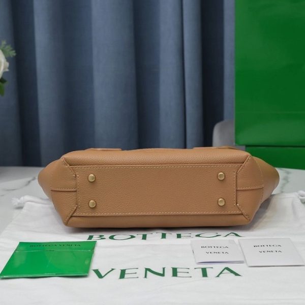 超希少！ボッテガヴェネタ ザアルコ 偽物 トップハンドルミニバッグ box86125 - 画像 (4)