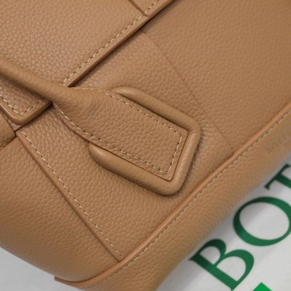超希少！ボッテガヴェネタ ザアルコ 偽物 トップハンドルミニバッグ box86125 - 画像 (5)