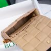 ★日本!!人気！ボッテガヴェネタ ザチェーン カセット 偽物 レザー製クロスボディバッグ bok01018 - 画像 (8)