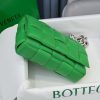 ★日本!!人気！ボッテガヴェネタ コピー ザチェーン カセット レザー製クロスボディバッグ boa49393 - 画像 (3)
