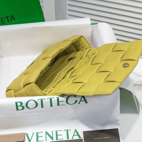 大人気！ボッテガヴェネタ ザチェーン カセット 偽物 レザー製クロスボディバッグ boa02082 - 画像 (8)