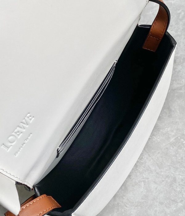 ★日本!!人気！ロエベ ショルダーバッグ 偽物 レディース 2WAYハンド lob79508 - 画像 (5)