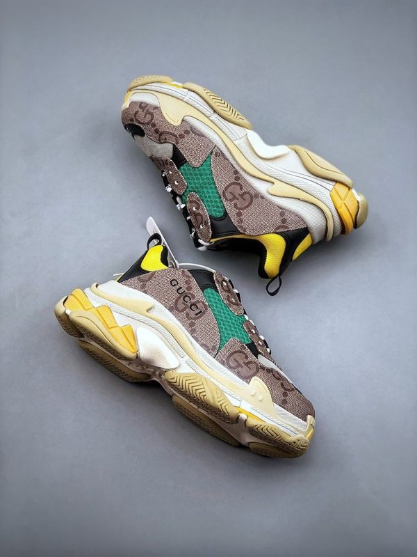 日本未入荷グッチ バレンシアガ 偽物 ザ ハッカー プロジェクト Triple S スニーカー 677193UMO209766 - 画像 (9)