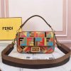 超話題!フェンディ バゲット コピー マルチカラーFFキャンバス バッグ 8BR600AHW7F18H2 - 画像 (2)