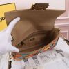 超話題!フェンディ バゲット コピー マルチカラーFFキャンバス バッグ 8BR600AHW7F18H2 - 画像 (9)