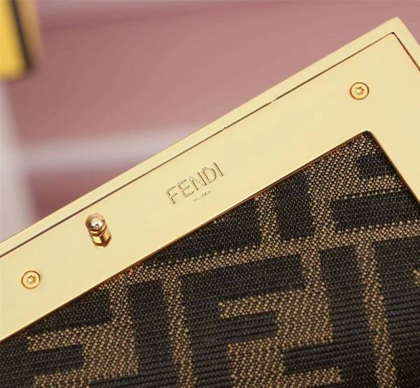定番フェンディ ファースト 偽物 スモール シープスキンバッグ fei88936 - 画像 (7)