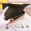 【日本未発売】フェンディ バゲット コピー レッド＆ベージュ スエード／レザー バッグ fer33299 - 画像 (9)