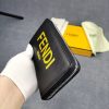 超希少！フェンディ スーパーコピー カスタマイズ ジップアラウンド長財布 革 ブラック 7M0210ADM8F0R2A - 画像 (4)