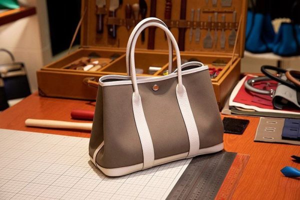 最安値挑戦 エルメス ガーデンパーティ 36 偽物トレンチ ert75065 - 画像 (3)