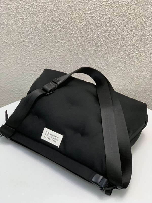 大人気!!新色メゾンマルジェラ グラムスラム 偽物 フラップ チェーンバッグ Mae79504 - 画像 (6)