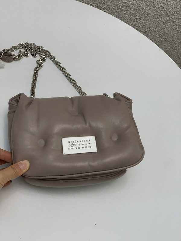 最安値挑戦メゾンマルジェラ 偽物 グラムスラム フラップ チェーンバッグ Mah30502 - 画像 (5)
