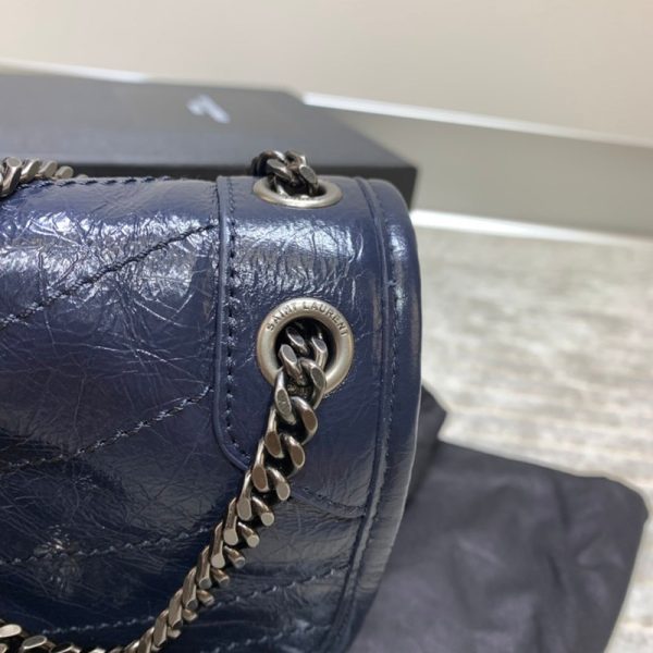 入手困難サンローラン 偽物 ニキ ミディアム クリンクルヴィンテージレザー 2モデル 6331580EN043045 - 画像 (4)