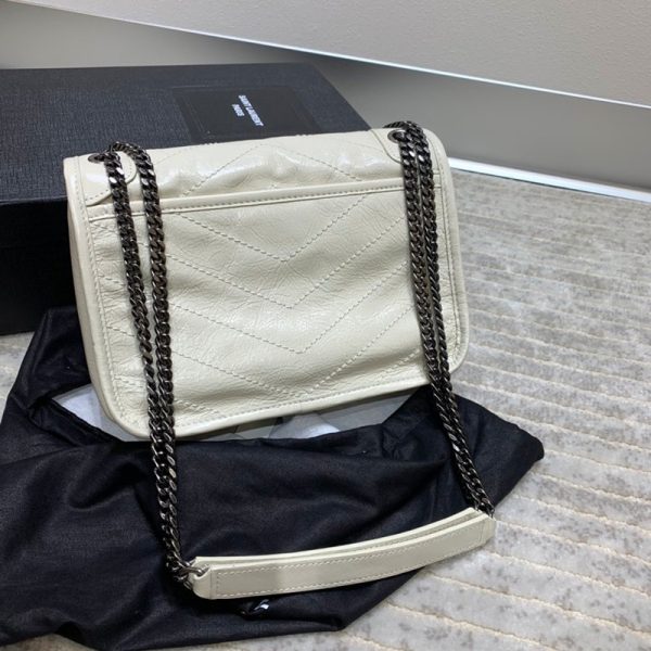 超話題!サンローラン 偽物 ニキ ミディアム クリンクルヴィンテージレザー 2モデル Saj86862 - 画像 (2)