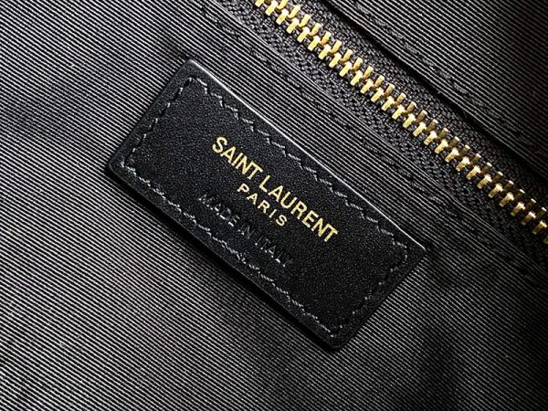 21AW新作関税込☆サンローラン ショルダーバッグ 偽物☆ヴィンテージ カメラバッグ ラムスキン 6489901EL076805 - 画像 (9)