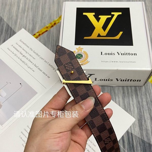 セール新作ルイヴィトン コピー サンチュールツイスト 30MM リバーシブル ベルト vuo85977 - 画像 (7)