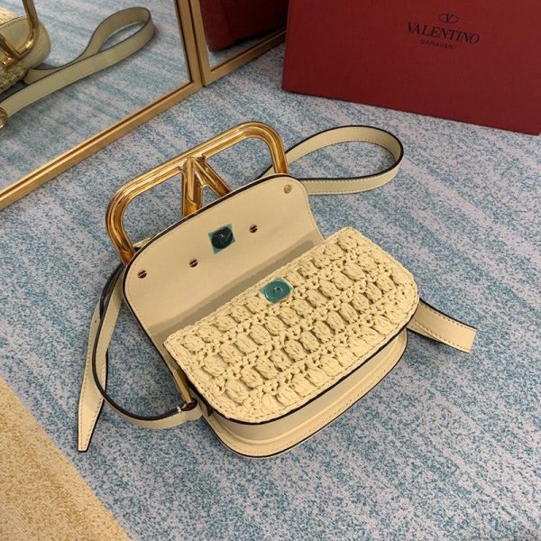 ヴァレンティノ VEE レザー クロスボディバッグ偽物 ショルダーバッグVua95646 - 画像 (5)