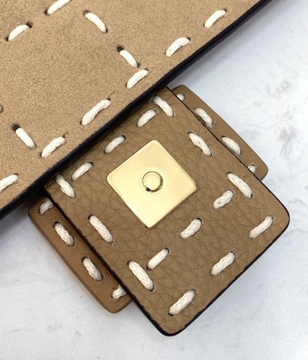 大人気！フェンディ バゲット 偽物 シープスキンバッグ fee80232 - 画像 (5)