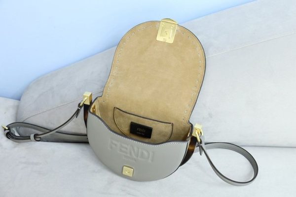 完売必至フェンディ バッグ ムーンライト カバン 偽物 fel50422 - 画像 (5)