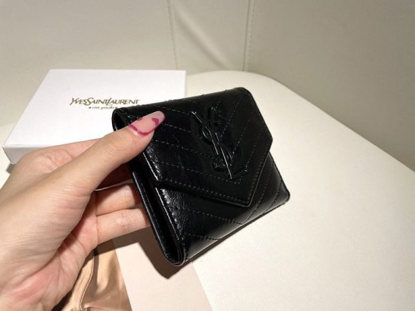 大人気!!新色 サンローラン☆待望の3つ折りミニ財布 コピー Sai99401 - 画像 (2)