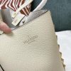 入手困難品！ヴァレンティノ トートバッグ コピーN級品 レザー Vul95299 - 画像 (5)
