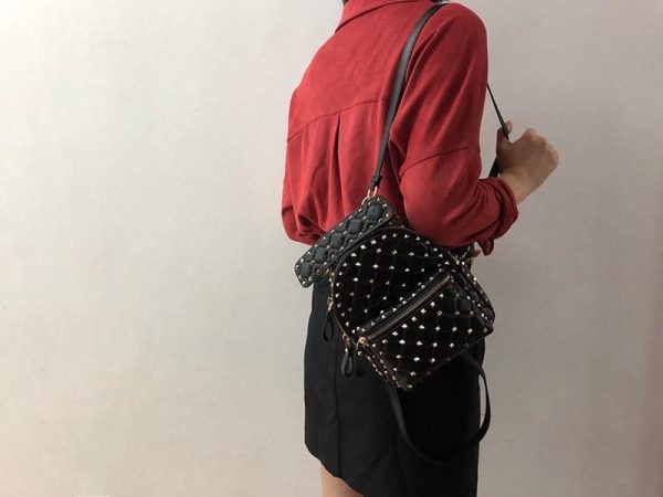 大人気ヴァレンティノ スーパーコピーロックスタッズバックパックミニ Vur58503 - 画像 (2)