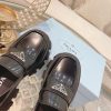 プラダ モノリス ローファー 偽物 ブラッシュドレザー ポインテッドトゥ puz57660 - 画像 (8)
