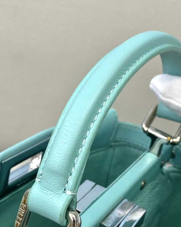 日本未入荷フェンディ ピーカブー 偽物 ミニ レザー バッグ fek30712 - 画像 (5)
